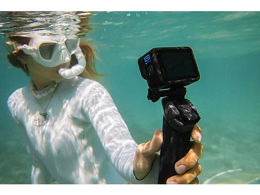 GoPro Hero 13 Black, HyperSmooth 6.0, 5.3 K, 27 megapíxeles, Autonomía 2.5 h, HDR, Sumergible hasta 10m, Cámara lenta, Negro
