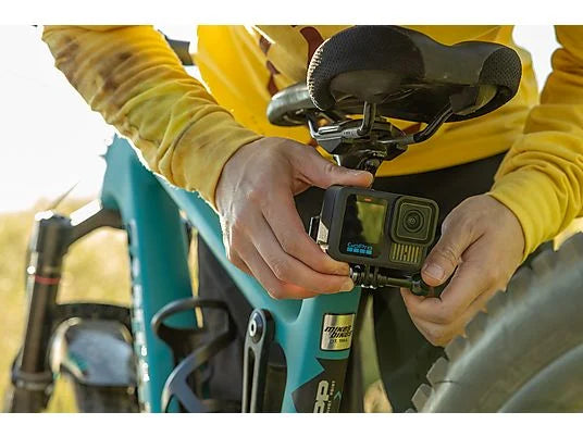 GoPro Hero 13 Black, HyperSmooth 6.0, 5.3 K, 27 megapíxeles, Autonomía 2.5 h, HDR, Sumergible hasta 10m, Cámara lenta, Negro