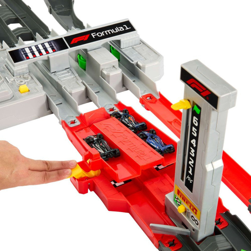 Hot Wheels Racing Conjunto Circuito de Gran Premio de Formula 1 con 3 Coches